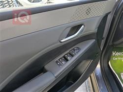 بی وای دی Qin Plus